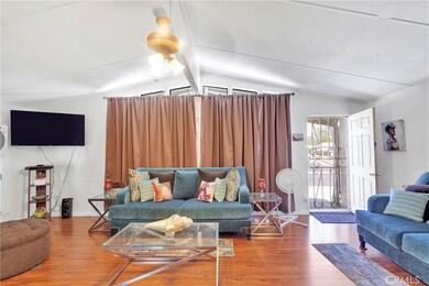 16369 Wimbleton Dr, Victorville, CA 92395 - photo 3