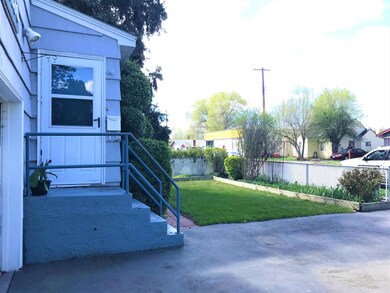 2130 Darrow Ave, Klamath Falls, OR 97601 - photo 2