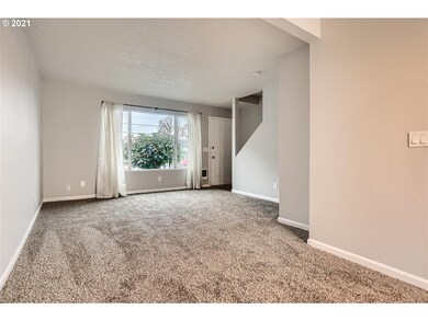 1340 NE Kane Dr unit 1360, Gresham, OR 97030 - photo 3