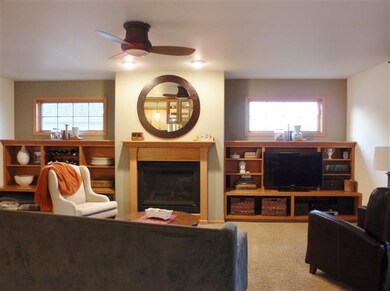 2758 Hollyhock St, Fitchburg, WI 53711 - photo 6