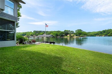 69 Kensington Dr, Bella Vista, AR 72715 - photo 2