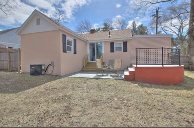 372 Litchfield St, Leominster, MA 01453 - photo 2