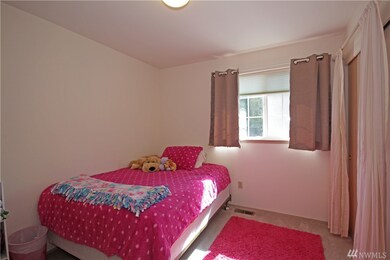 1440 S 234th St, Des Moines, WA 98198 - photo 3