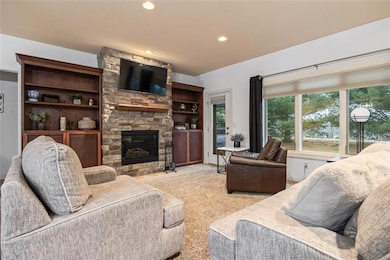 550 Legacy Ct unit 58, Norwalk, IA 50211 - photo 5