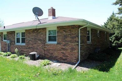 657 Dunn Ave, Oregon, WI 53575 - photo 4