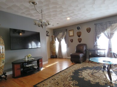 395 Lee Burbank Hwy unit 5, Revere, MA 02151 - photo 5