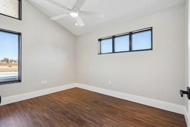 3906 Keagles Crossing, Cedar Falls, IA 50613 - photo 4