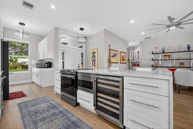 945 Bear Island Cir, West Palm Beach, FL 33409 - photo 6