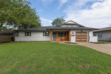 1414 Thompson Dr, Shawnee, OK 74801 - photo 2