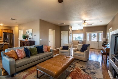 717 Sunrise Ct, Farmington, NM 87401 - photo 4