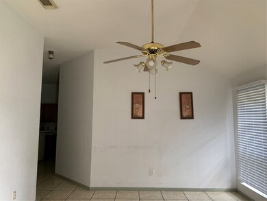 9531 Coast Bridge St, Houston, TX 77075 - photo 6