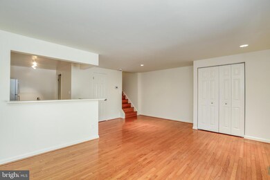 9404 Rushmore Ct, Montgomery Village, MD 20886 - photo 6