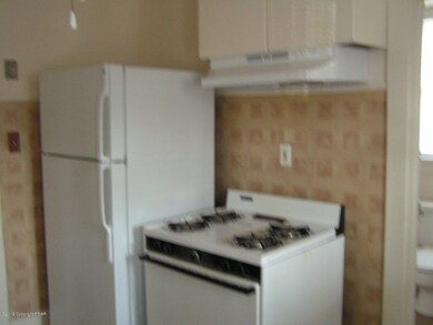 615 Ann St, Stroudsburg, PA 18360 - photo 4