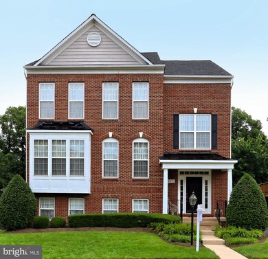 4973 Marshall Crown Rd, Centreville, VA 20120 - photo 2