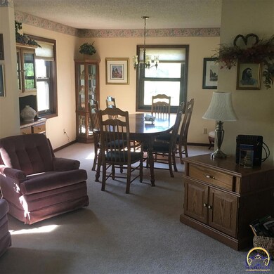 3420 SW Clarhan Rd, Topeka, KS 66614 - photo 3