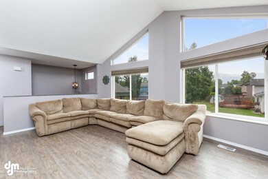 Living Room 20190702-DW-49629-FULL