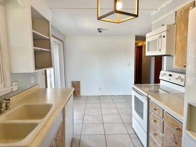 1202 Janson St, Albert Lea, MN 56007 - photo 7