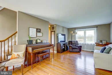 488 Snyder Rd, Reading, PA 19605 - photo 7