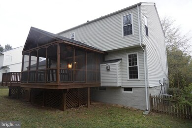 5793 Fincastle Dr, Manassas, VA 20112 - photo 2