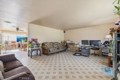 15080 Polk St, Sylmar, CA 91342 - photo 4