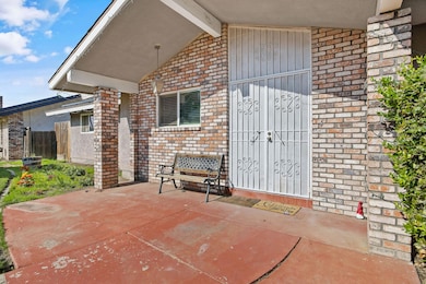 3312 W Cutler Ave, Visalia, CA 93277 - photo 5