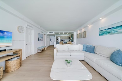 Pavillion Condo unit 1011, Miami Beach, FL 33140 - photo 5