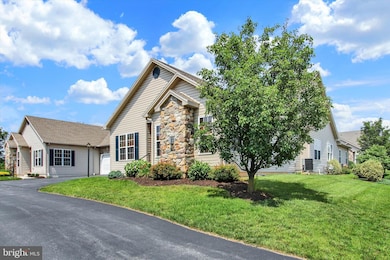 31 Ivy Ln unit 2C, Gettysburg, PA 17325 - photo 4