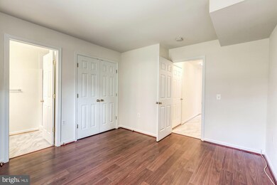 23099 Fontwell Square, Sterling, VA 20166 - photo 6