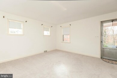 3814 Eastwood Dr, Baltimore, MD 21206 - photo 6
