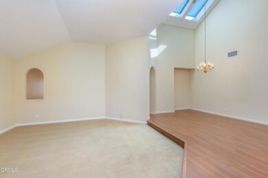 3658 Birdsong Ave, Thousand Oaks, CA 91360 - photo 6