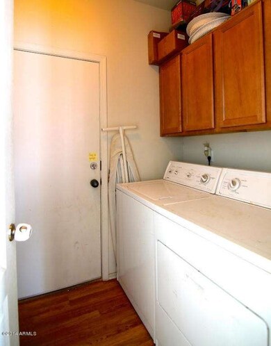 1135 E Lowell Ct, Gilbert, AZ 85295 - photo 3