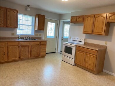 105 W 4th St, Lapel, IN 46051 - photo 2