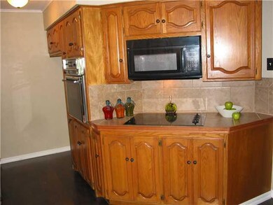 1923 N Bell Ave, Shawnee, OK 74804 - photo 3