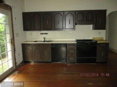 2412 Kentucky Ave, Baltimore, MD 21213 - photo 7