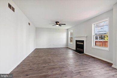 204 Longmeadow Dr, Wilmington, DE 19810 - photo 6