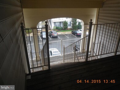 8204C Crossbrook Ct unit 301, Lorton, VA 22079 - photo 2