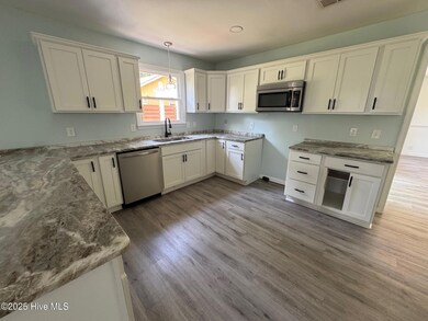 1043 High Point Ave SW, Calabash, NC 28467 - photo 5