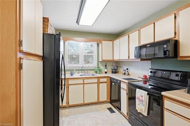 2005 Carlisle Way, High Point, NC 27265 - photo 7