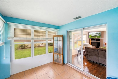 909 Savannas Point Dr unit A, Fort Pierce, FL 34982 - photo 6