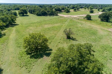 1038 N 44 Ln, Weatherford, TX 76085 - photo 2