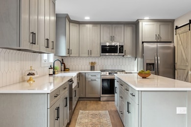 119 Hoit Rd, Concord, NH 03301 - photo 7