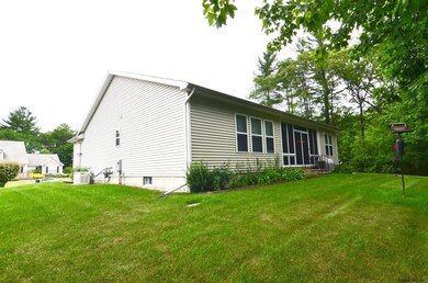 12 Garnet Ln, Schenectady, NY 12302 - photo 6