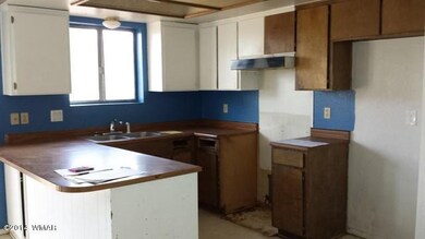 023-243426 Kitchen 1