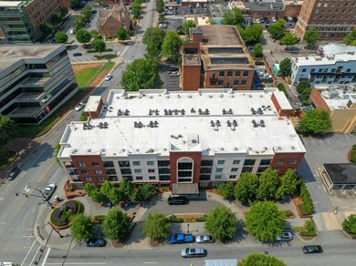 98 E Mcbee Ave unit 413, Greenville, SC 29601 - photo 5
