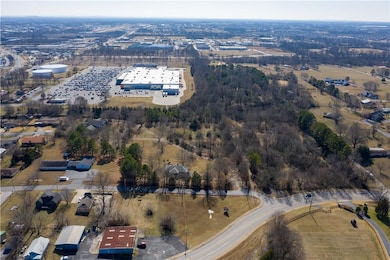 1401 SW 2nd St, Bentonville, AR 72712 - photo 6