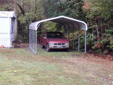 2285 Forest Hills Dr, Asheboro, NC 27205 - photo 5