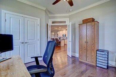 401 Summer House Dr Holly-large-007-001-