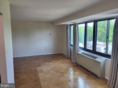 The Garfield unit 813, Washington, DC 20015 - photo 4