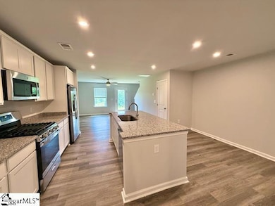 1263 Forestbrook Ln, Spartanburg, SC 29303 - photo 3