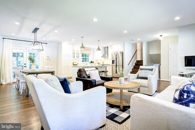 9115 Glenbrook Rd, Fairfax, VA 22031 - photo 5